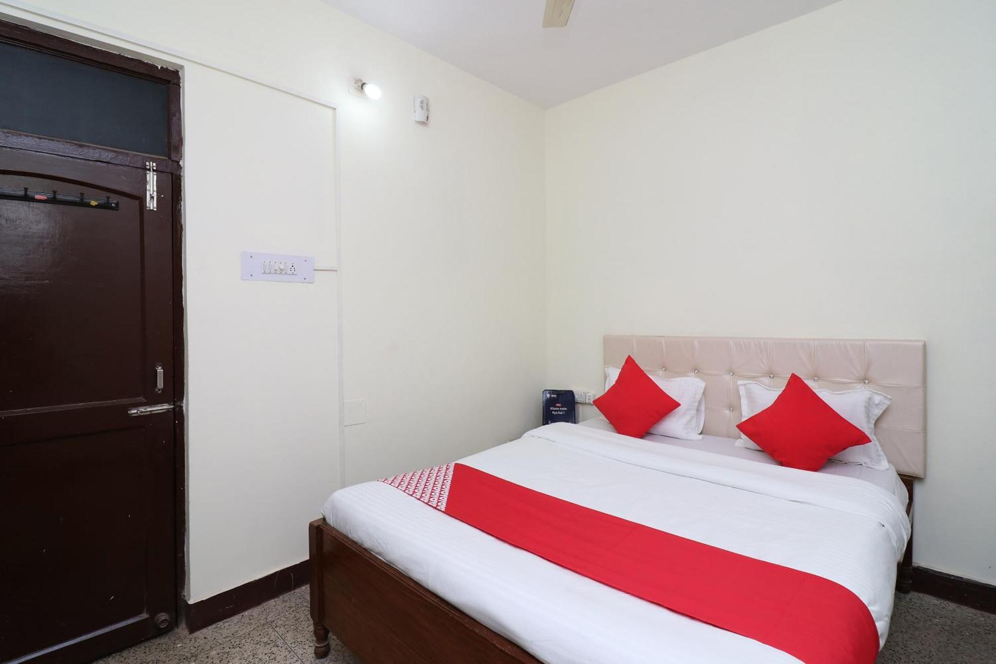 Hotel Shreya بوهفانيشفار المظهر الخارجي الصورة