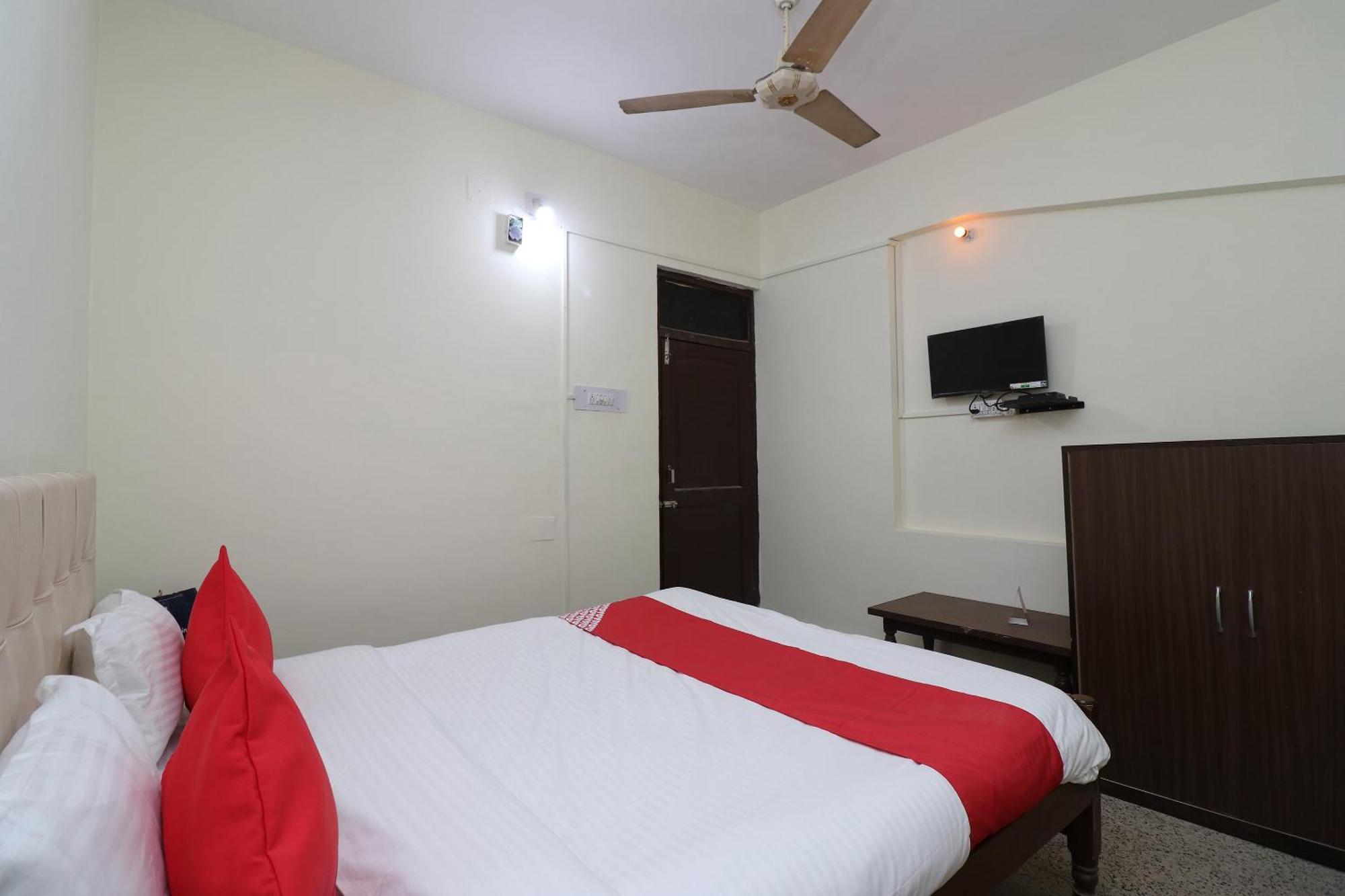 Hotel Shreya بوهفانيشفار المظهر الخارجي الصورة