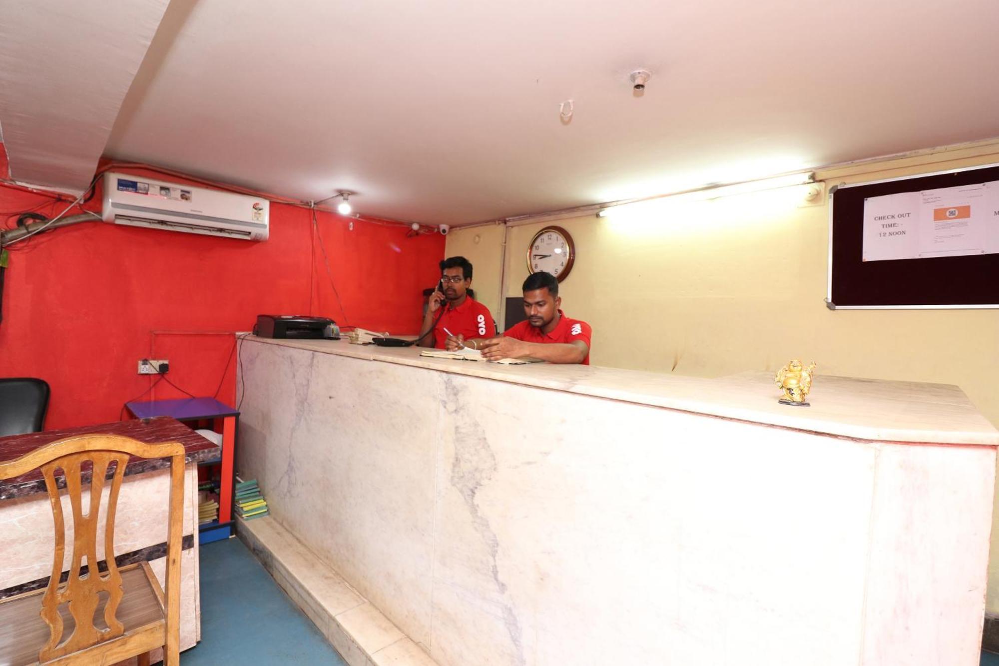 Hotel Shreya بوهفانيشفار المظهر الخارجي الصورة