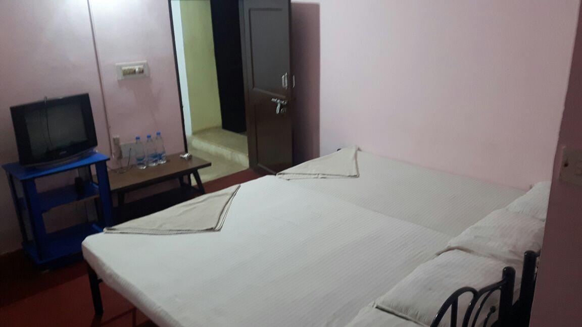 Hotel Shreya بوهفانيشفار المظهر الخارجي الصورة